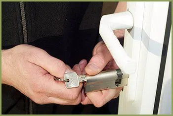 Anchor Locksmith Store Hialeah, FL 305-307-5752 - lock-change